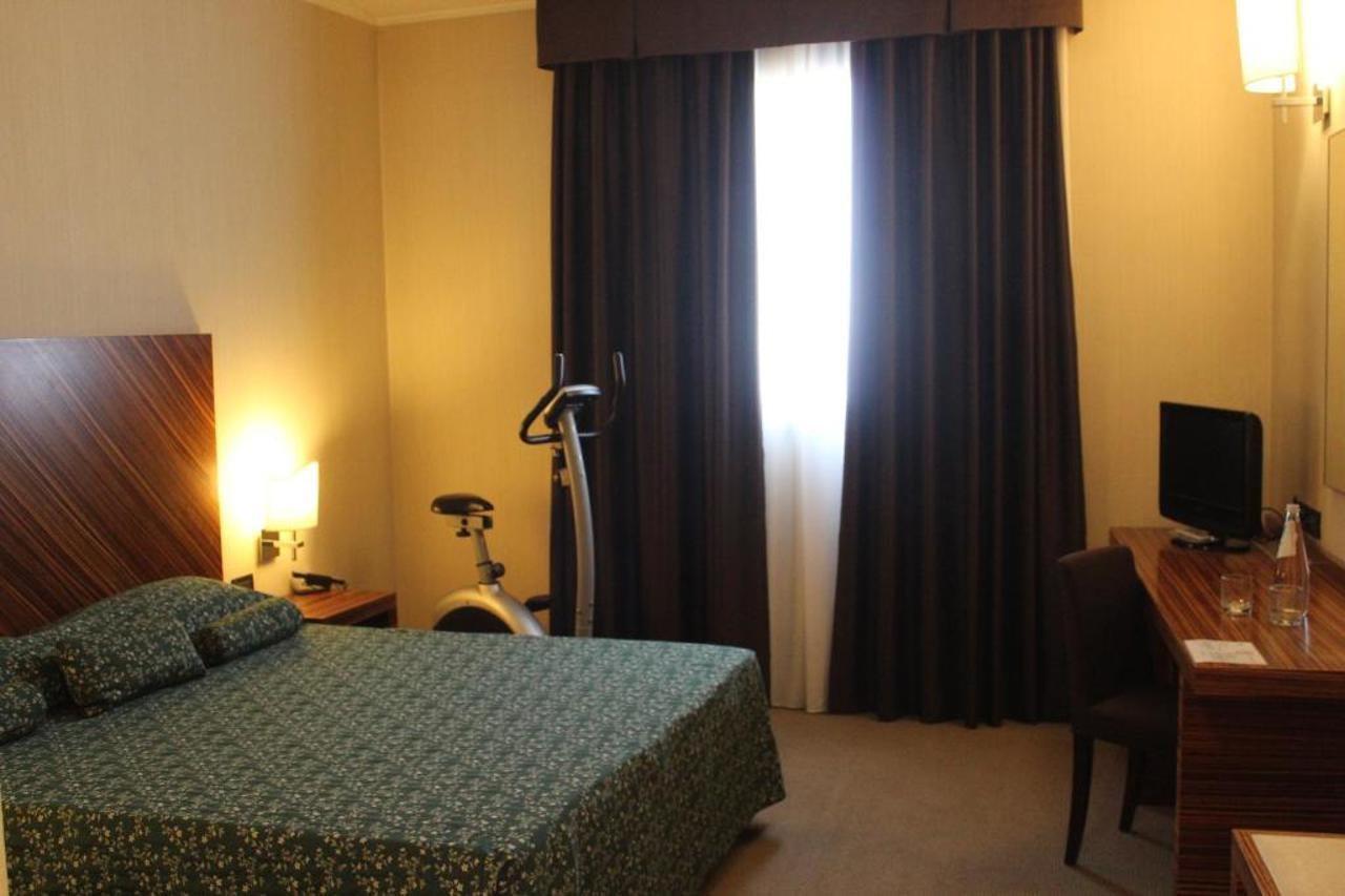 Mh Hotel Piacenza Fiera Dış mekan fotoğraf