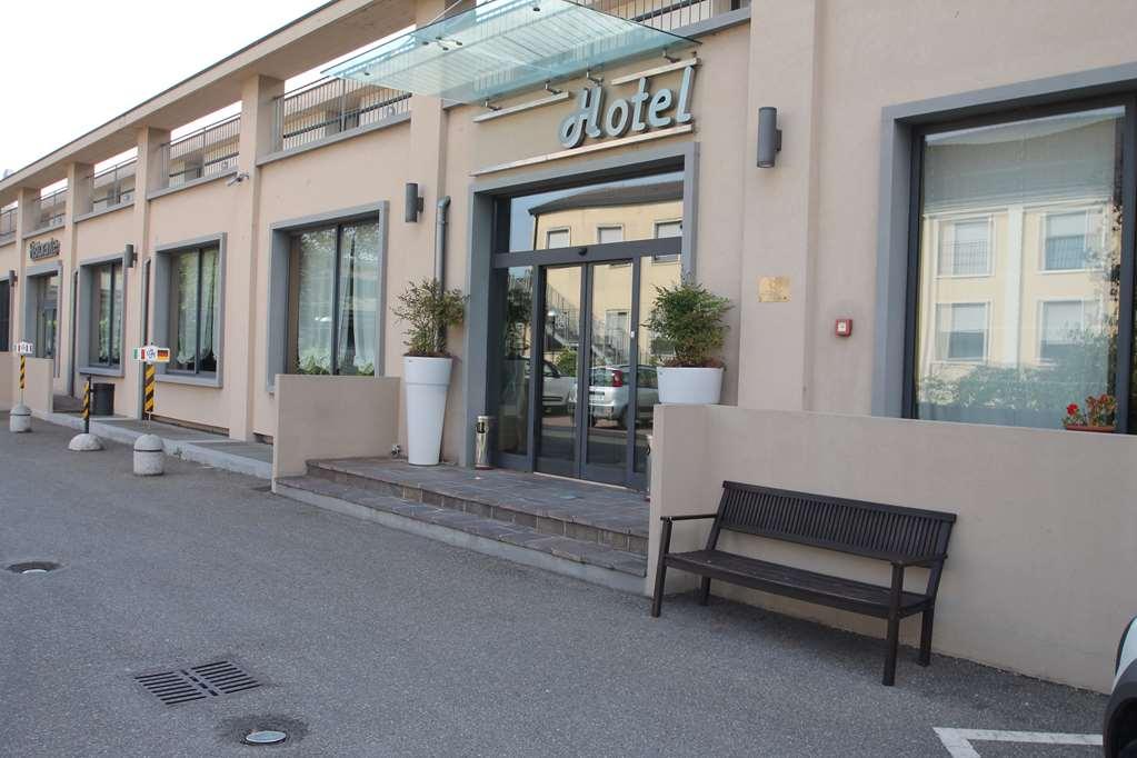 Mh Hotel Piacenza Fiera Dış mekan fotoğraf